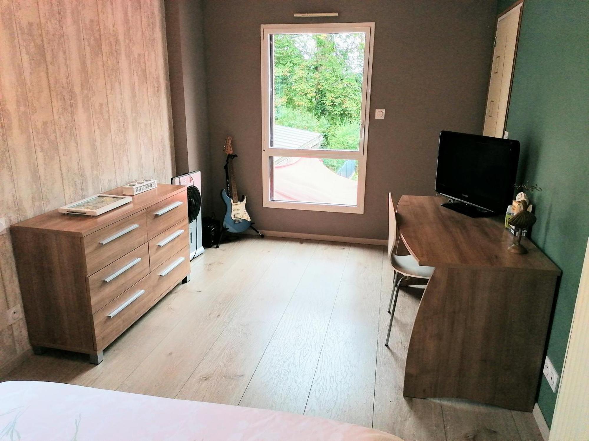 Chez Sylvie, Petit Dejeuner Offert Val-d'Ize エクステリア 写真